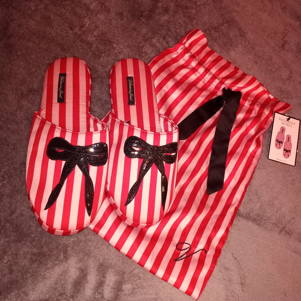 NWT Size 7/8 Victoria's Secret Iconic Red & Pink Strips W/ Sparkly Bow Slippers - Picture 9 of 16